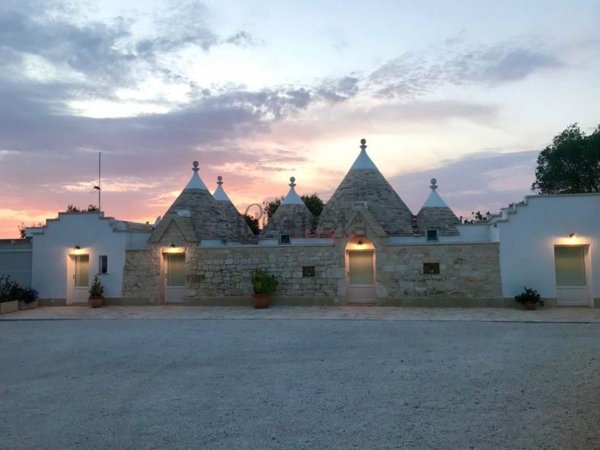 esavano in vendita a Ceglie Messapica