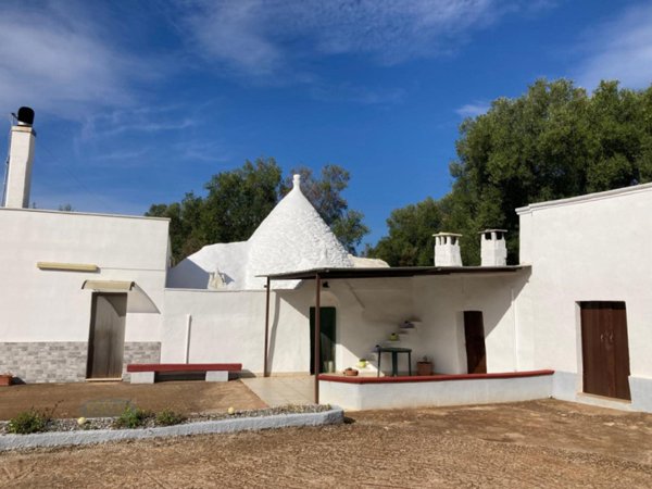 casale in vendita a Ceglie Messapica