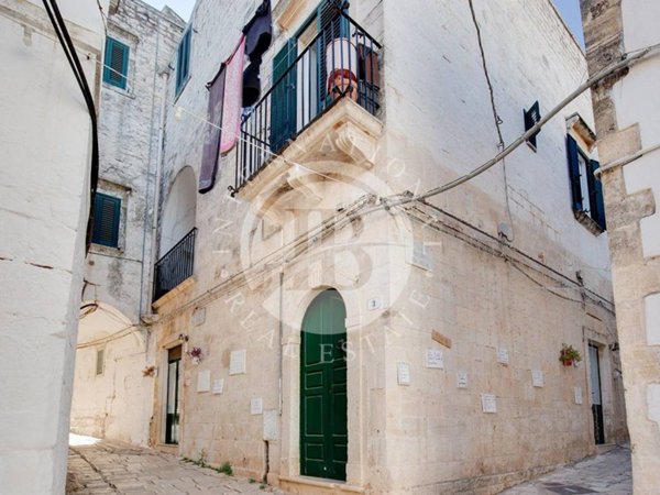 intera palazzina in vendita a Ceglie Messapica