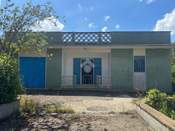 casa indipendente in vendita a Ceglie Messapica
