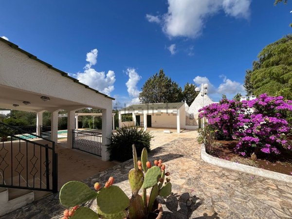 casale in vendita a Ceglie Messapica