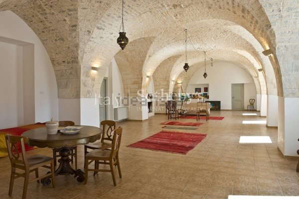 casale in vendita a Ceglie Messapica