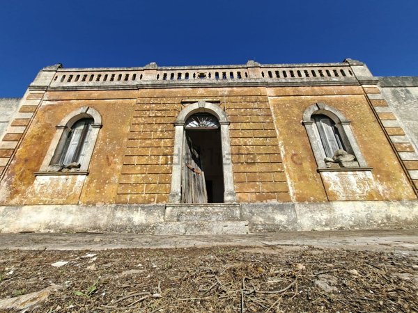 casale in vendita a Ceglie Messapica