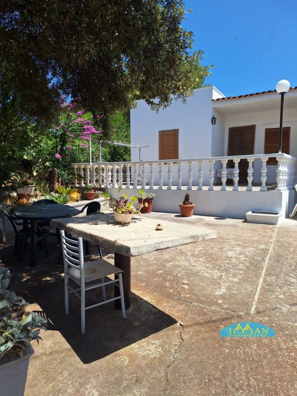 casa indipendente in vendita a Ceglie Messapica