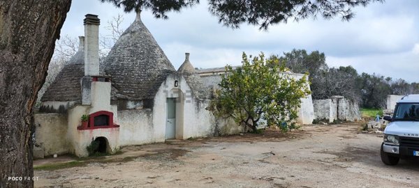 casale in vendita a Ceglie Messapica