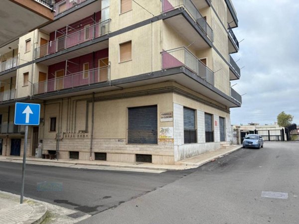 locale commerciale in vendita a Ceglie Messapica