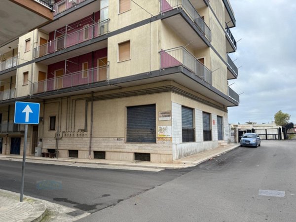 locale commerciale in vendita a Ceglie Messapica