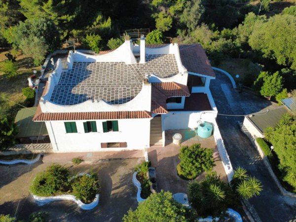 casa indipendente in vendita a Ceglie Messapica
