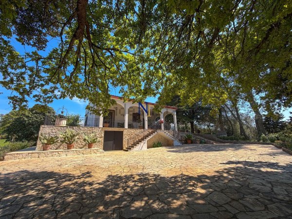 casa indipendente in vendita a Ceglie Messapica