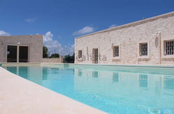 casa indipendente in vendita a Ceglie Messapica