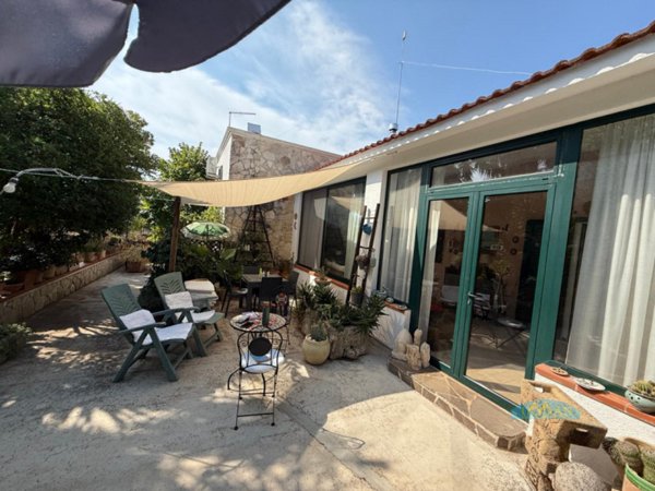 casa indipendente in vendita a Ceglie Messapica
