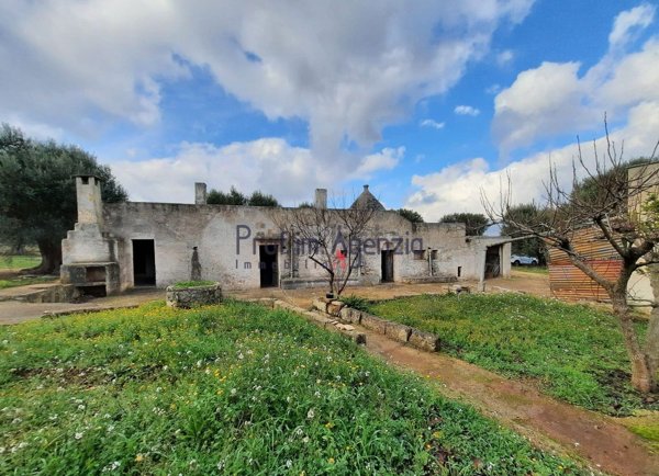 casale in vendita a Ceglie Messapica
