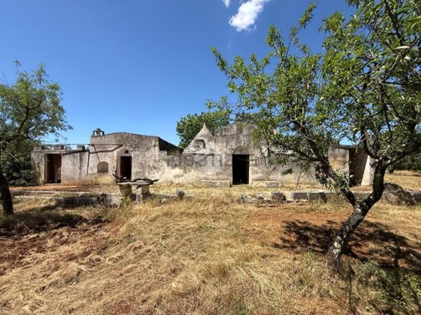 casale in vendita a Ceglie Messapica