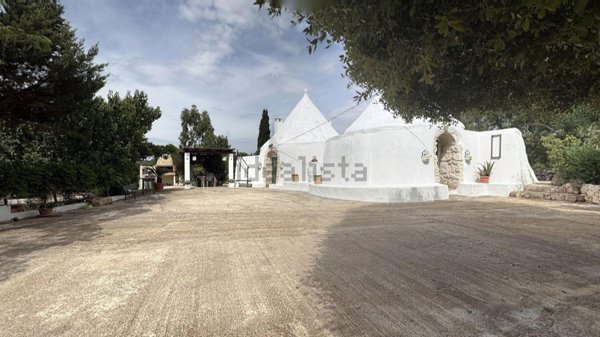 casale in vendita a Ceglie Messapica