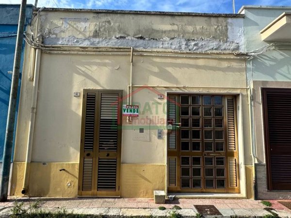 casa indipendente in vendita a Cellino San Marco