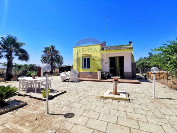 casa indipendente in vendita a Cellino San Marco
