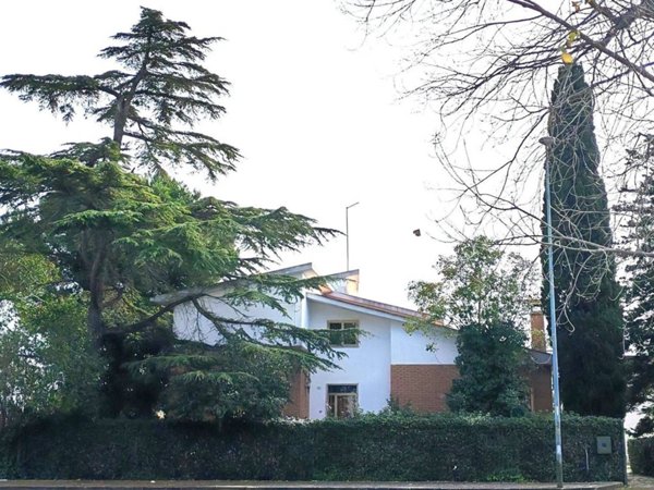 casa indipendente in vendita a Cellino San Marco