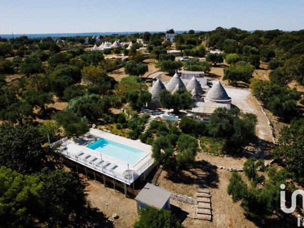 casa indipendente in vendita a Cisternino