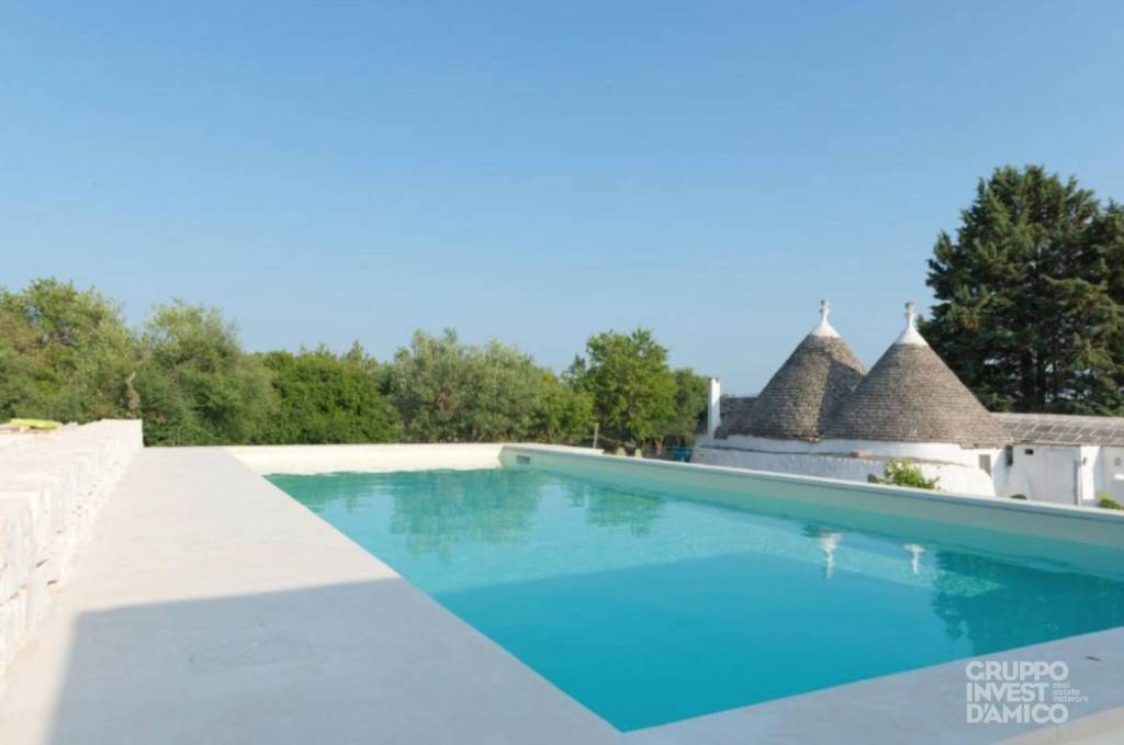 casa indipendente in vendita a Cisternino