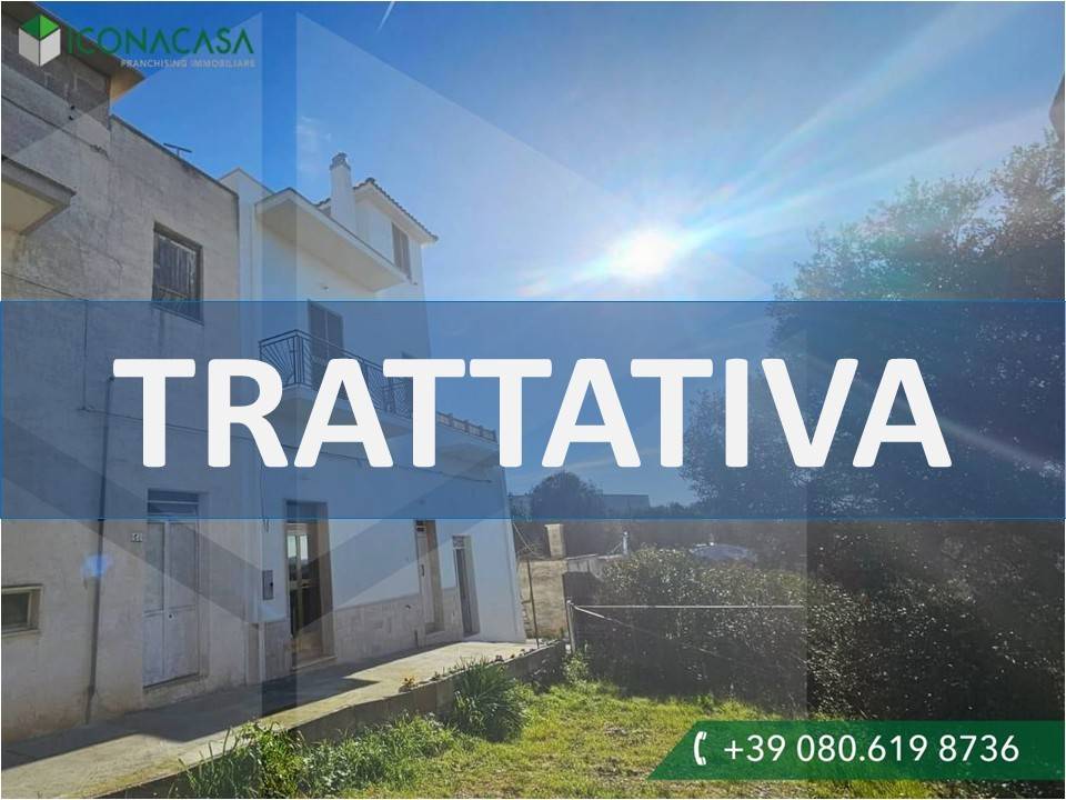 casa indipendente in vendita a Cisternino in zona Casalini