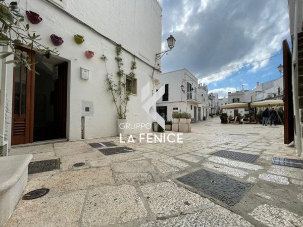 casa indipendente in vendita a Cisternino