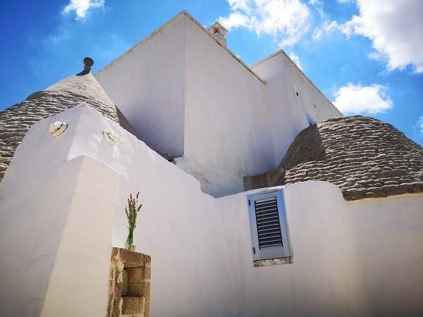 intera palazzina in vendita a Cisternino