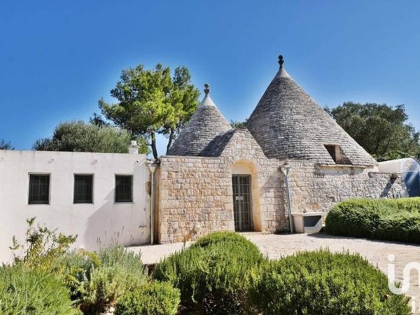 casa indipendente in vendita a Cisternino