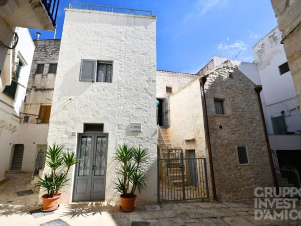 casa indipendente in vendita a Cisternino