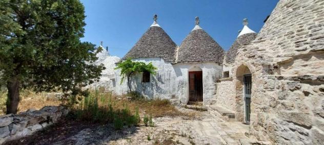 quadrivano in vendita a Cisternino