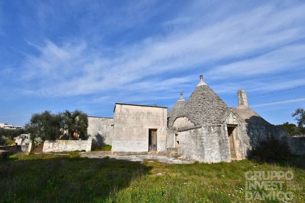 casa indipendente in vendita a Cisternino
