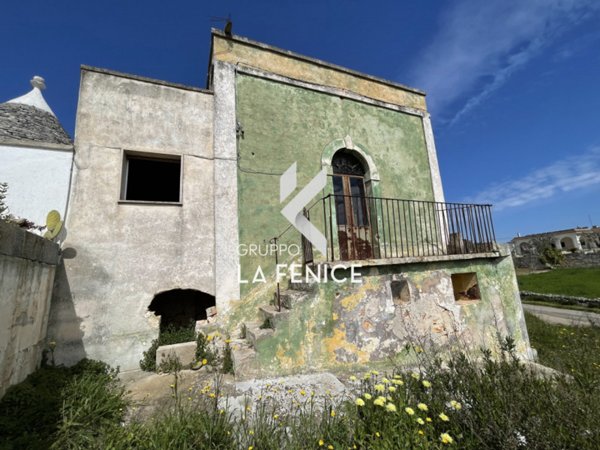 casa indipendente in vendita a Cisternino in zona Sisto