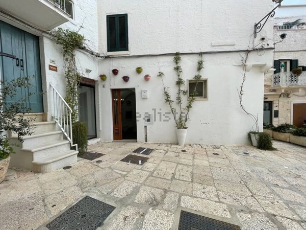 casa indipendente in vendita a Cisternino