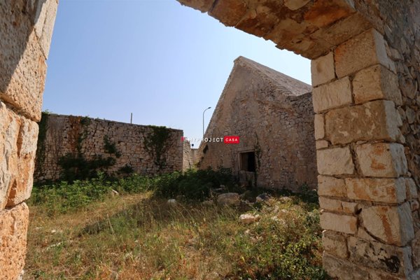 casa indipendente in vendita a Cisternino