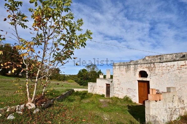 esavano in vendita a Cisternino