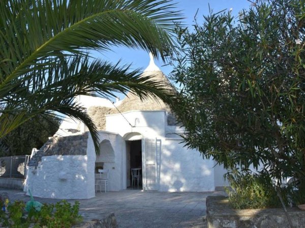 pentavano in vendita a Cisternino