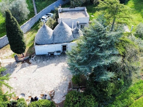 casa indipendente in vendita a Cisternino