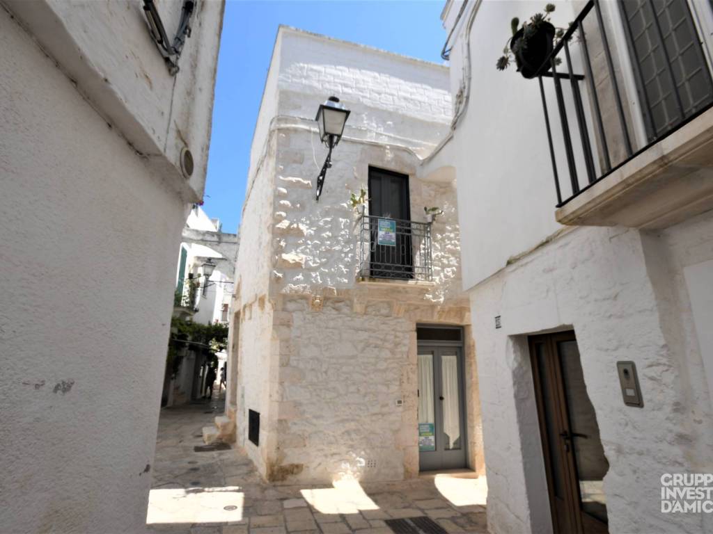 casa indipendente in vendita a Cisternino