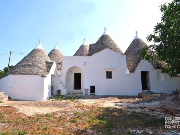 casa indipendente in vendita a Cisternino