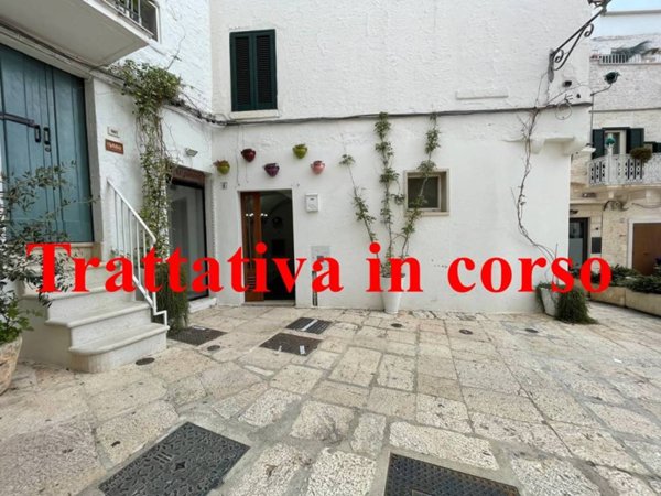 casa indipendente in vendita a Cisternino