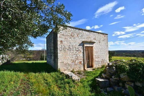 casale in vendita a Cisternino