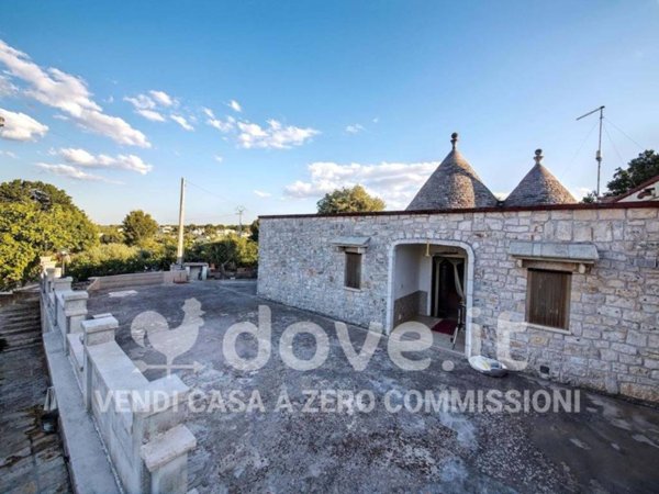 casa indipendente in vendita a Cisternino