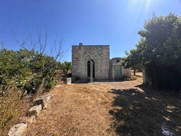 casa indipendente in vendita a Cisternino