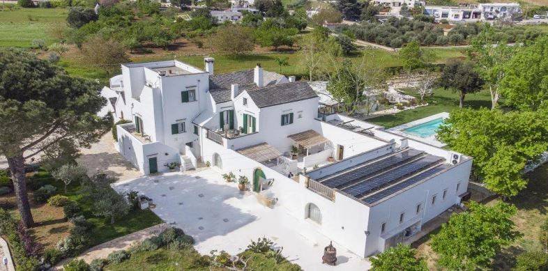 casa indipendente in vendita a Cisternino in zona Casalini
