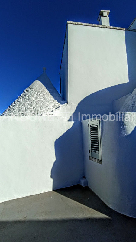 casa indipendente in vendita a Cisternino
