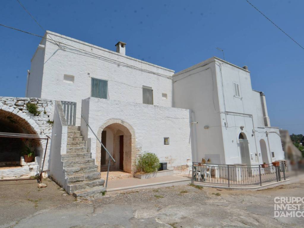 casa indipendente in vendita a Cisternino