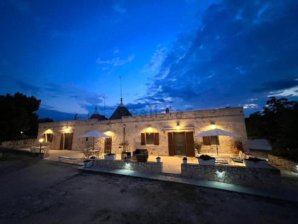 casale in vendita a Cisternino