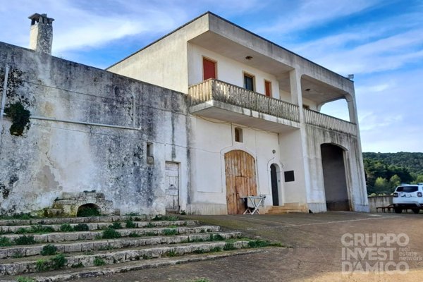casale in vendita a Cisternino