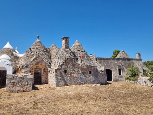 casale in vendita a Cisternino