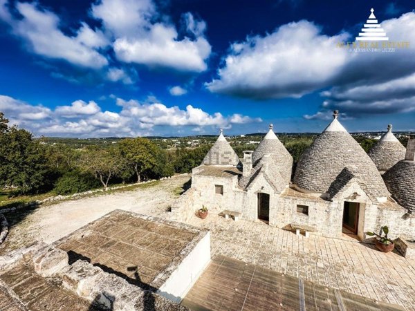 casale in vendita a Cisternino