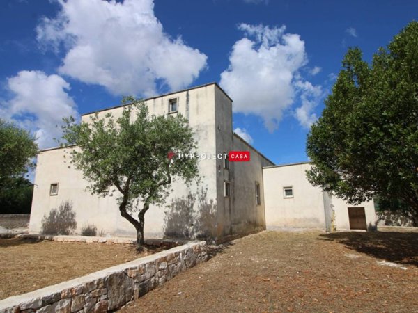 casa indipendente in vendita a Cisternino in zona Sisto
